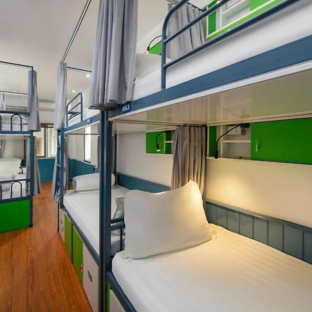 Hanoi Solo Hostel Zewnętrze zdjęcie