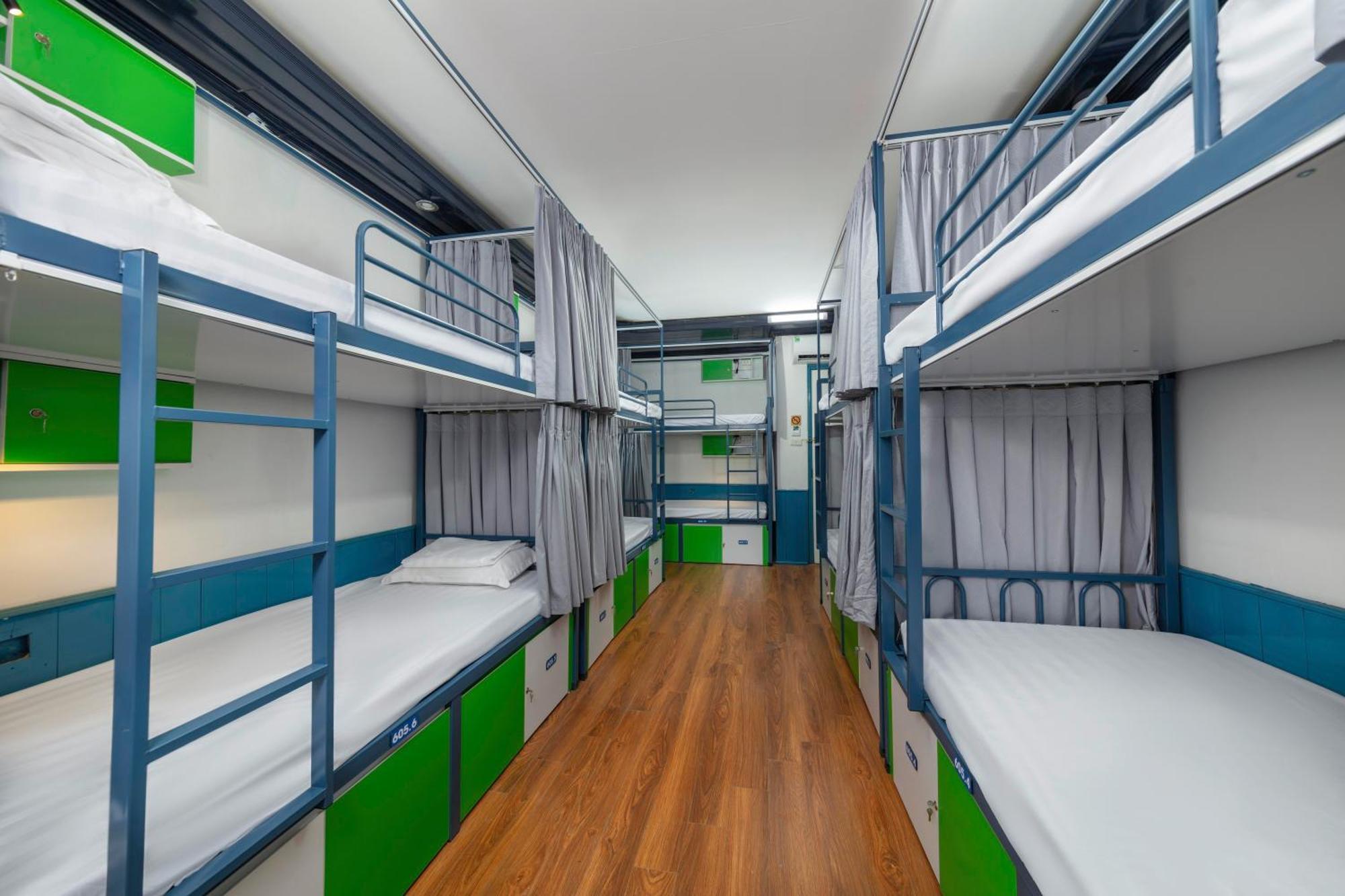 Hanoi Solo Hostel Zewnętrze zdjęcie