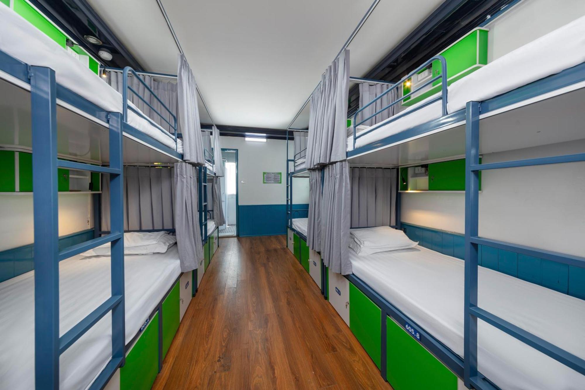 Hanoi Solo Hostel Zewnętrze zdjęcie