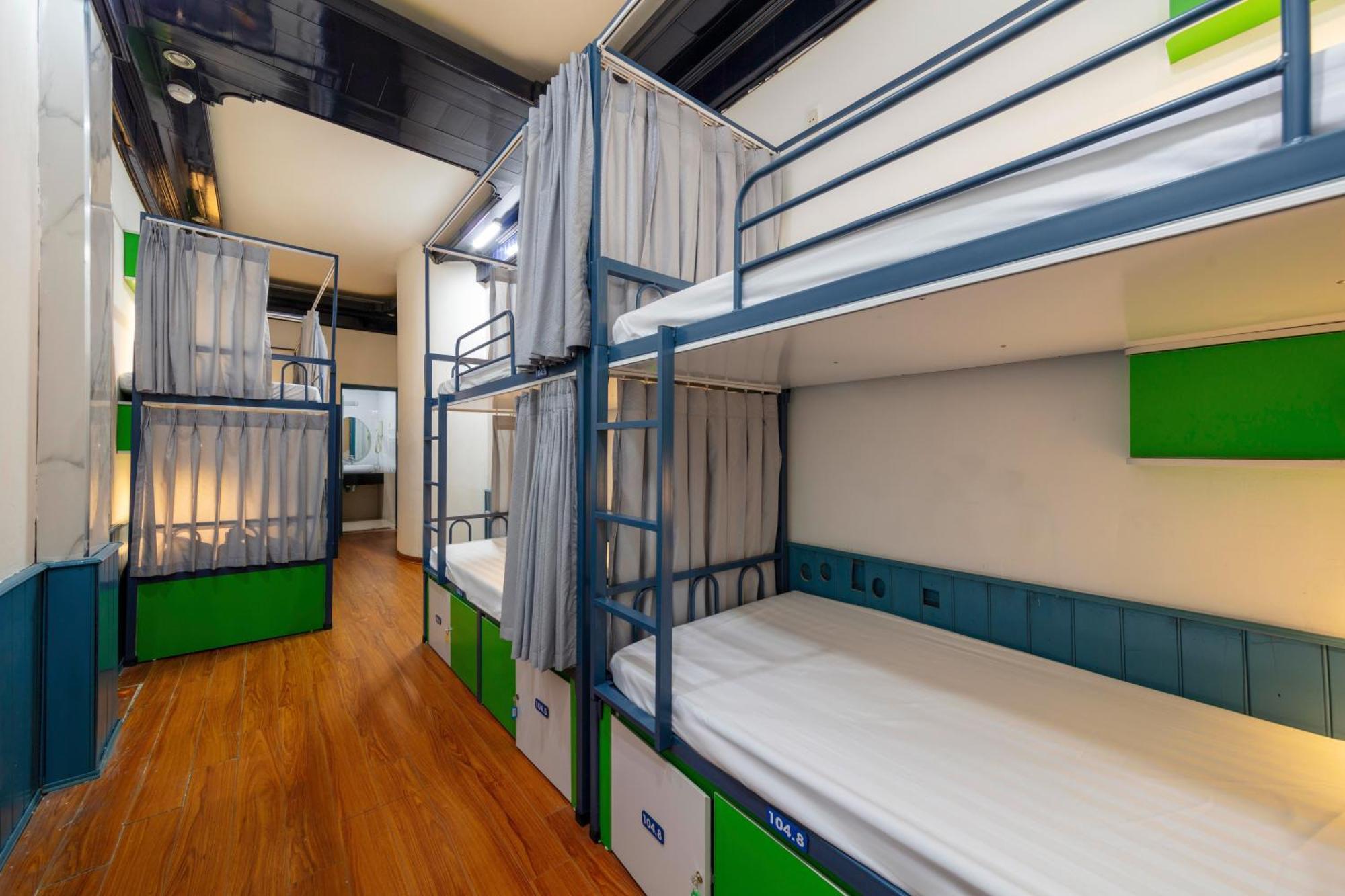 Hanoi Solo Hostel Zewnętrze zdjęcie
