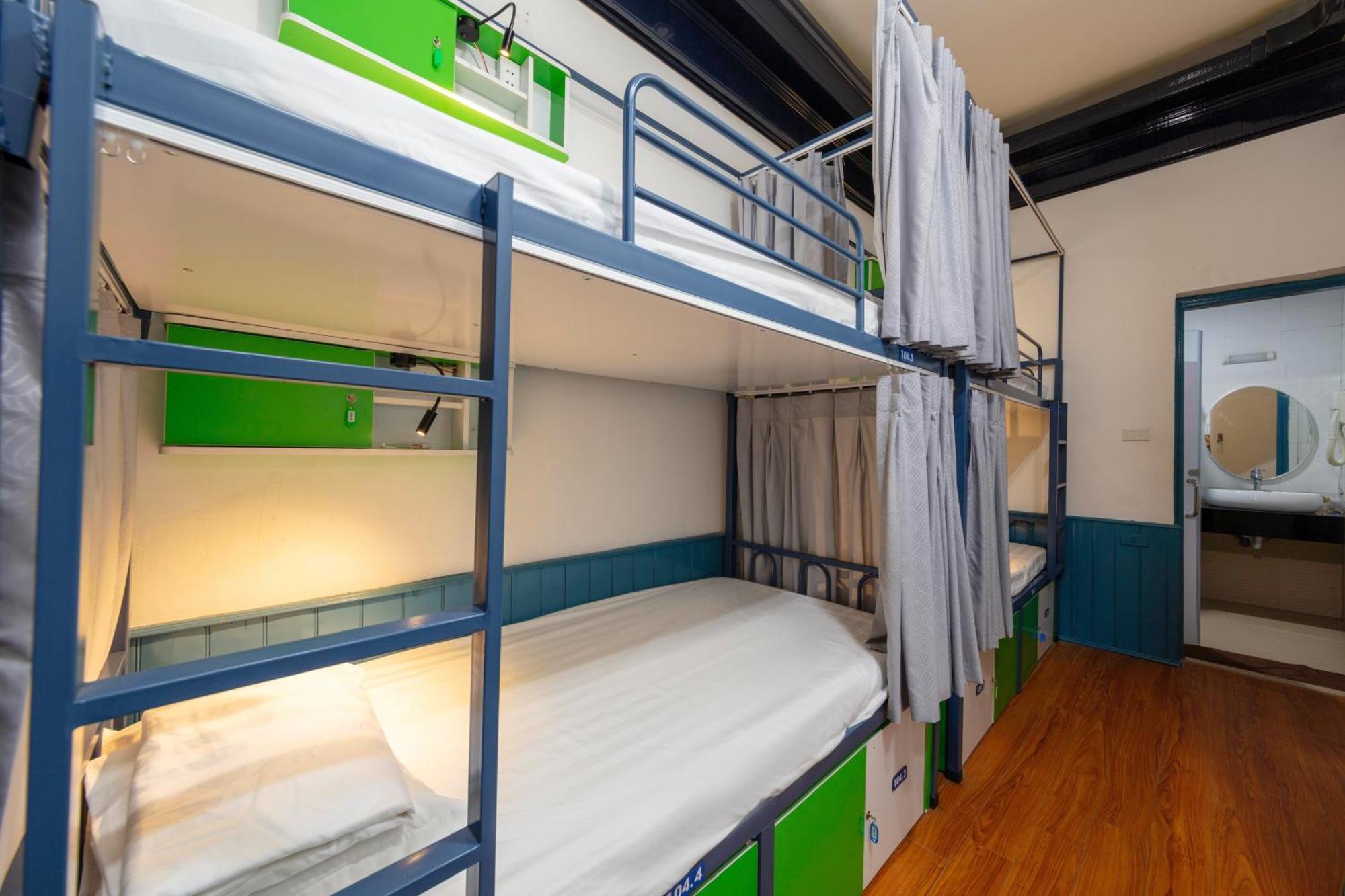 Hanoi Solo Hostel Zewnętrze zdjęcie