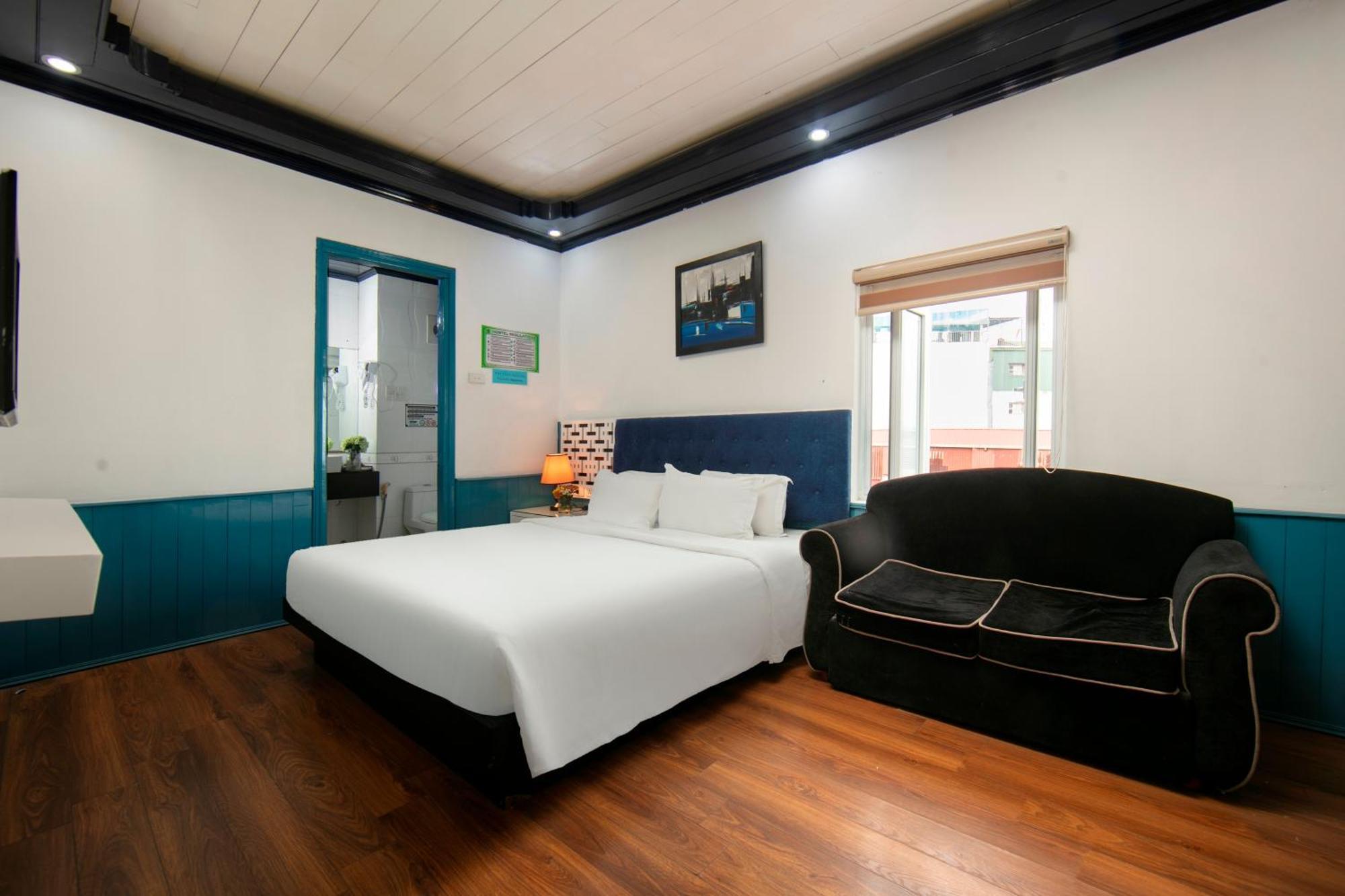 Hanoi Solo Hostel Zewnętrze zdjęcie