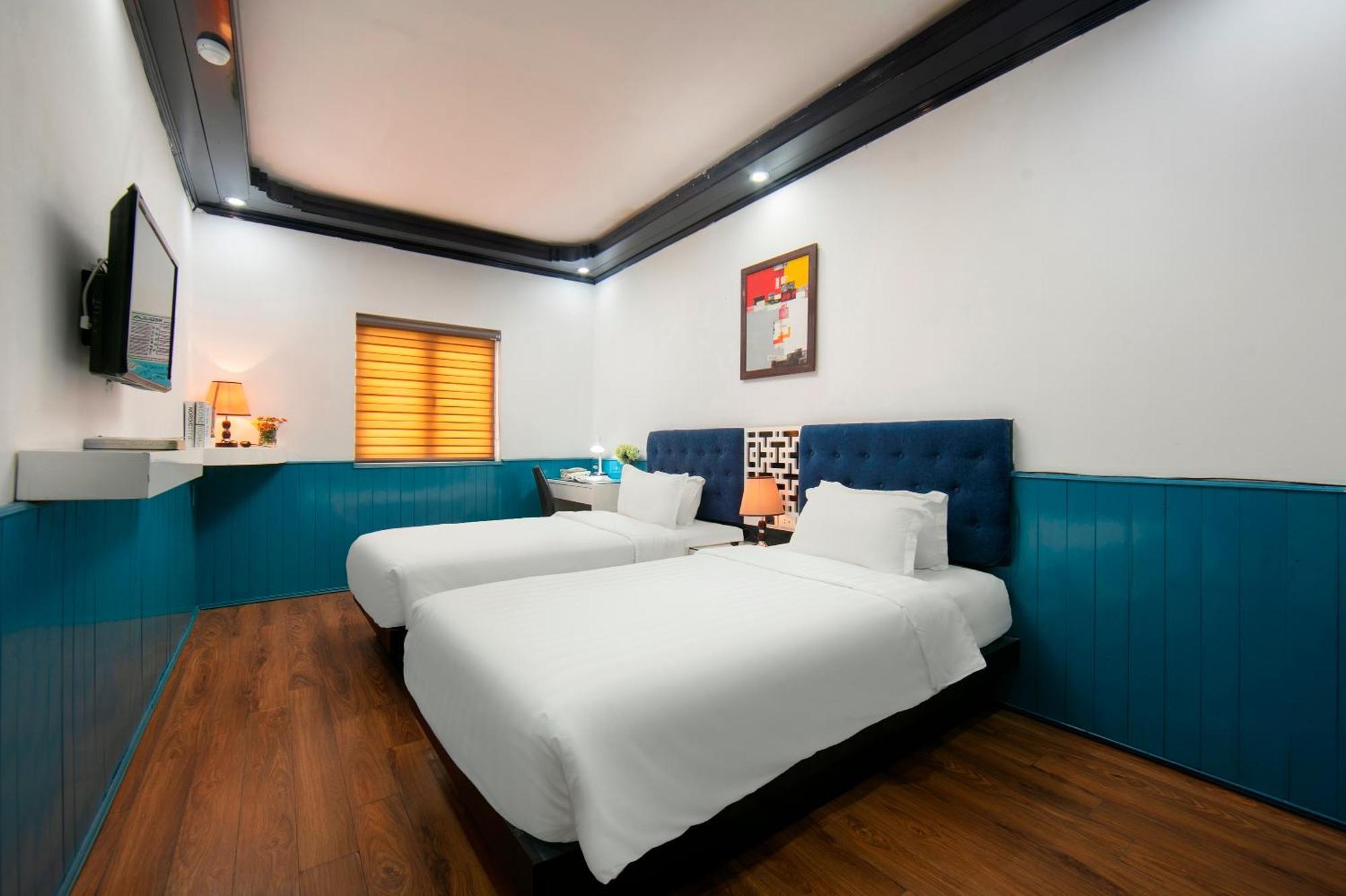 Hanoi Solo Hostel Zewnętrze zdjęcie