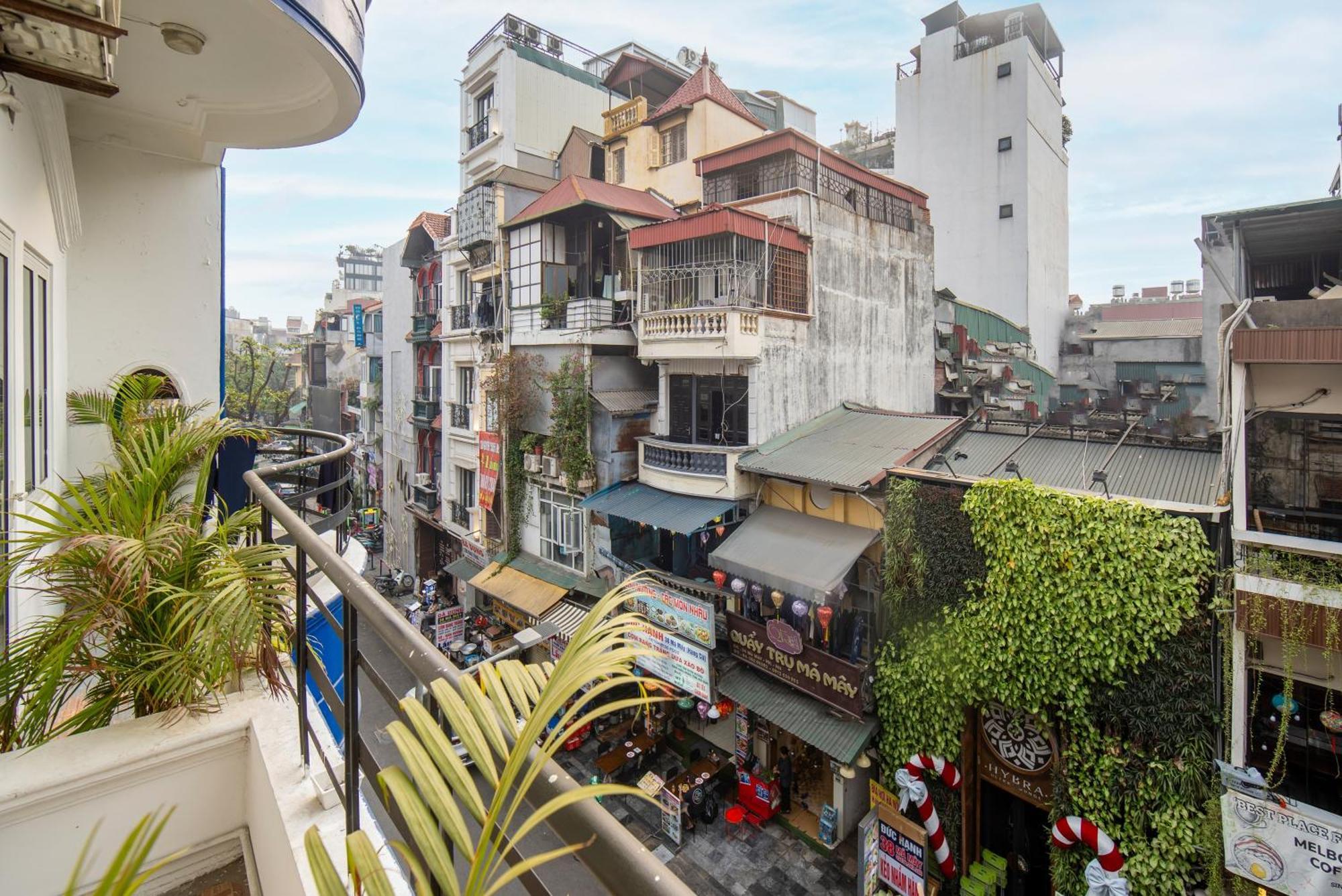 Hanoi Solo Hostel Zewnętrze zdjęcie