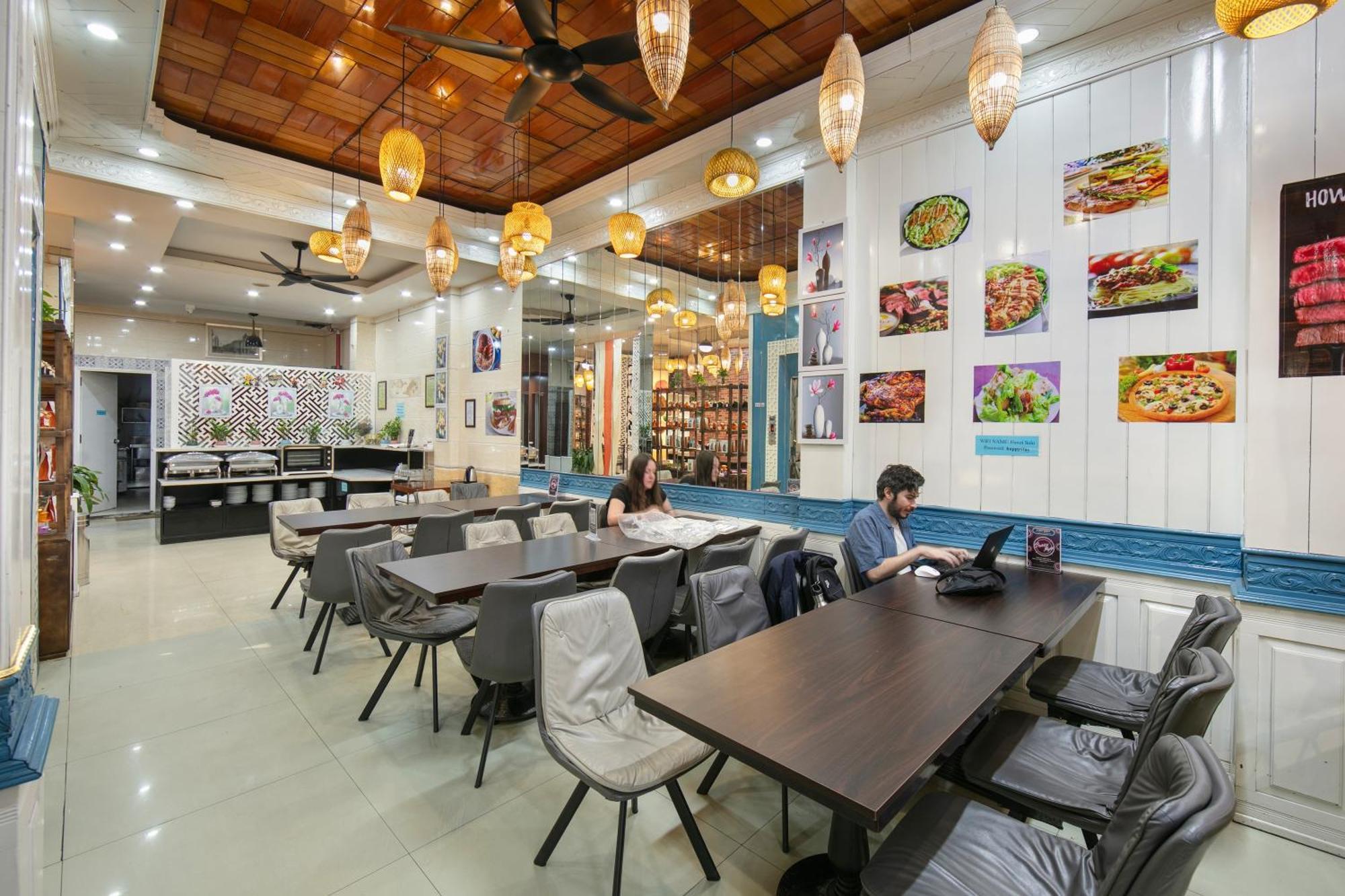 Hanoi Solo Hostel Zewnętrze zdjęcie